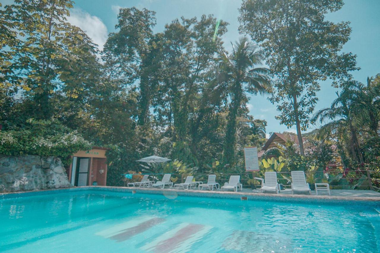 Hotel Tres Banderas Мануэль-Антонио Экстерьер фото
